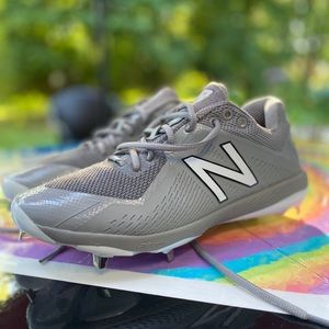 Baseball cleats